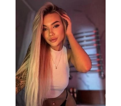 Escorts Woking Town Centre Woking - Photos for My name is giulia ! ❤️ party🥰😛 and Outcall