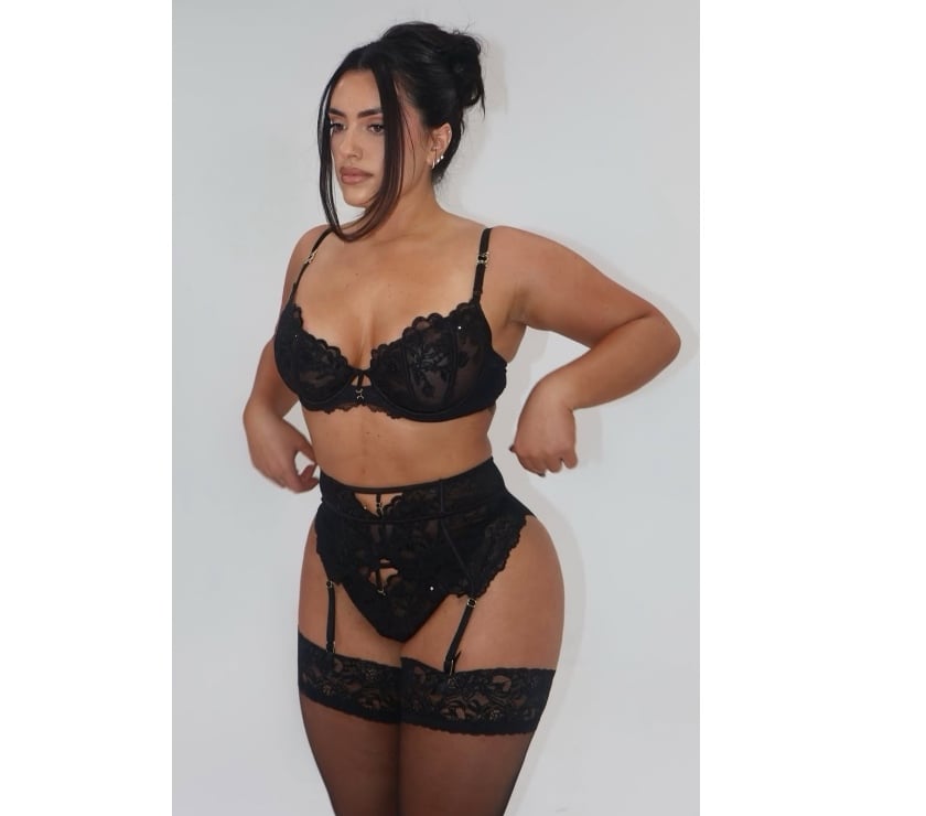 Escorts Hertfordshire Dacorum - Photos for 🇧🇷MEL SEXY HOT BRAZILIAN FEW DAYS IN TONW 🇧🇷