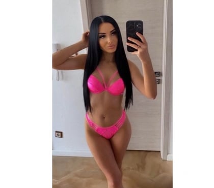 Escorts and Massages Doncaster City Centre Doncaster - Photos for Karina❤️New Here👅💯% Real🔥HOT Latina🔞