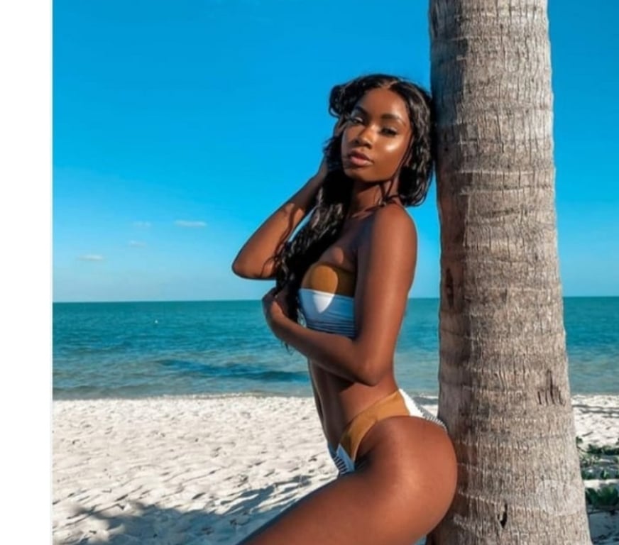 Escorts East London Redbridge - Photos for Black slim ebony