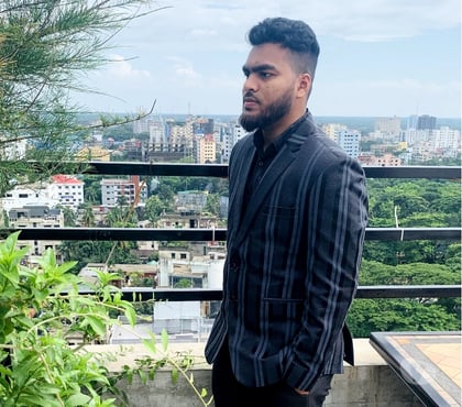 Adult Entertainment Whitechapel Station East London - Photos for Discreet, Reliable & Charismatic Entertainer