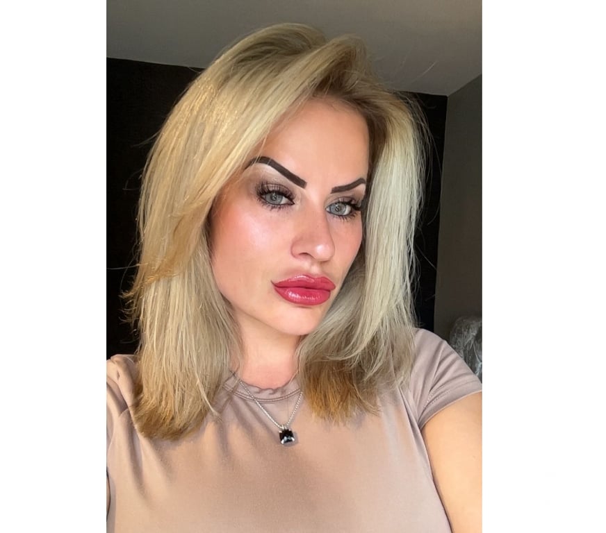 Escorts East London Canary Wharf - East London - Photos for Ex playboy model milf