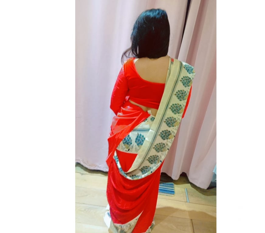 Escorts East London Redbridge - Photos for Ashanna New Tamil Indian Nepali Girl in Ilford Town