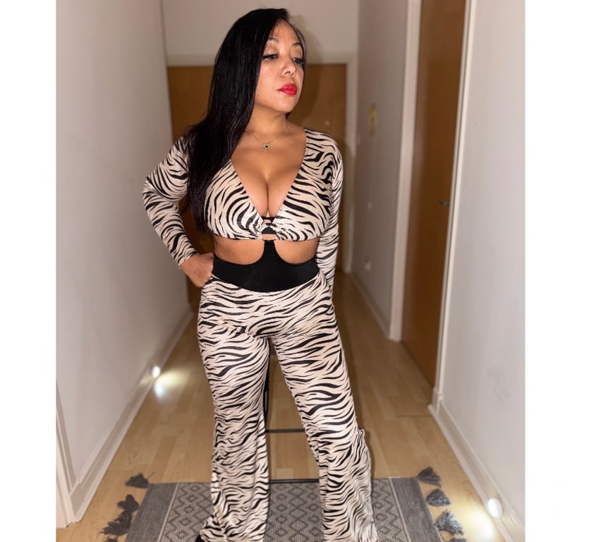 Escorts Glasgow Glasgow City Centre - Glasgow - Photos for BIG ASS SEXY LATINA JENIFER PARTY 24 7 G1 07490873090