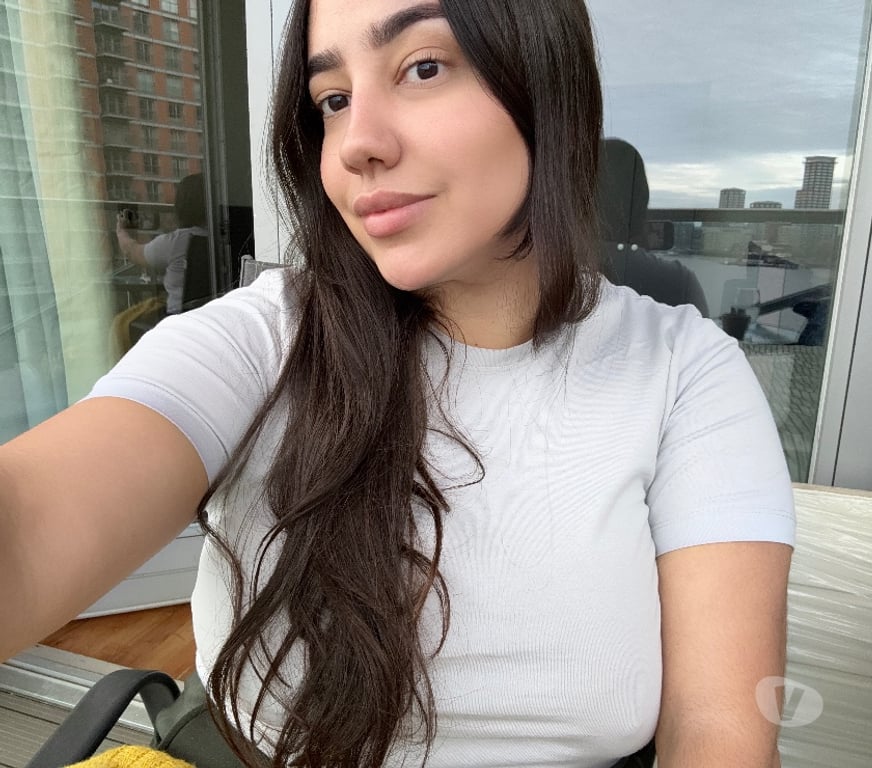 Escorts East London Canary Wharf - DLR Station - East London - Photos for Esther, New in the city