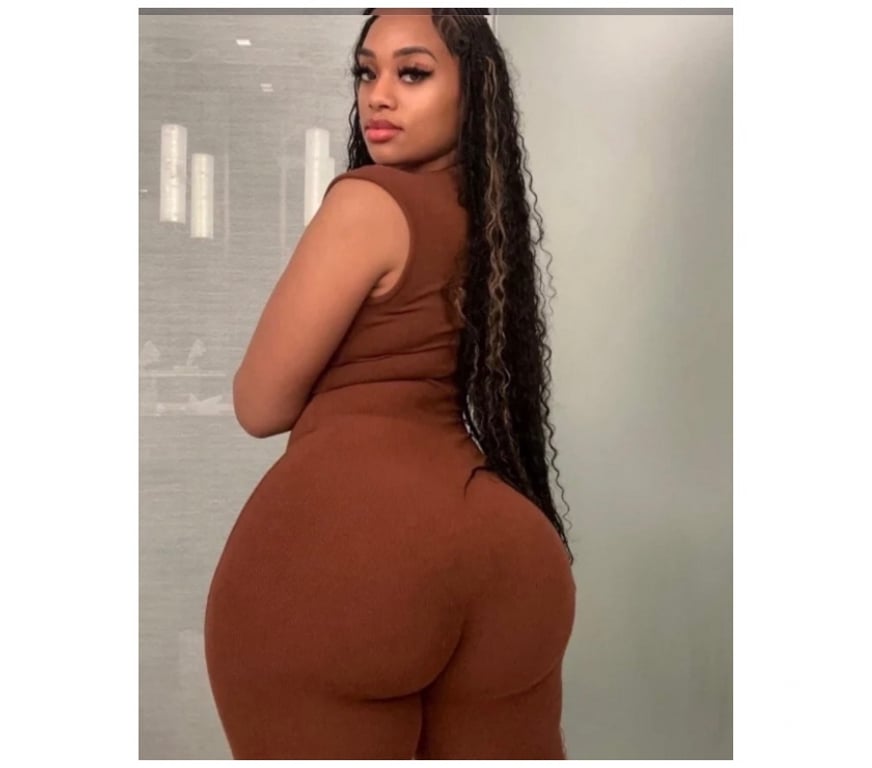 Escorts North London Enfield - Photos for HOTTIE CHOCOLATE you can’t resist 🔥🔥😈🔞‼️