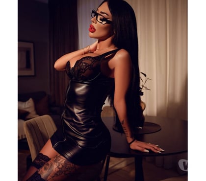  Escorts Coventry City Centre Coventry - Photos for 🍒NAUGHTY ANNE🪩 🔝HOTTEST BRUNETTE 🔝PARTY