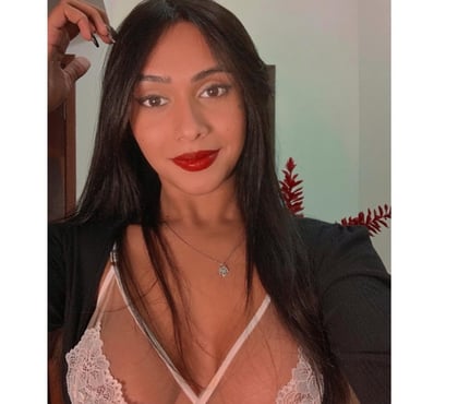 Photos for PARTY 🎉 GIRL 🥳🎉🔞