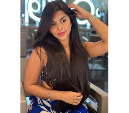 Photos for PARTY 🎉 GIRL 🥳🎉🔞