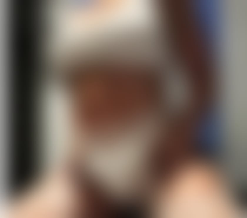 Escorts Devon Exeter - Photos for HOT ASS MILF. ENGLISH MINX FOR YOUR PLEASURE