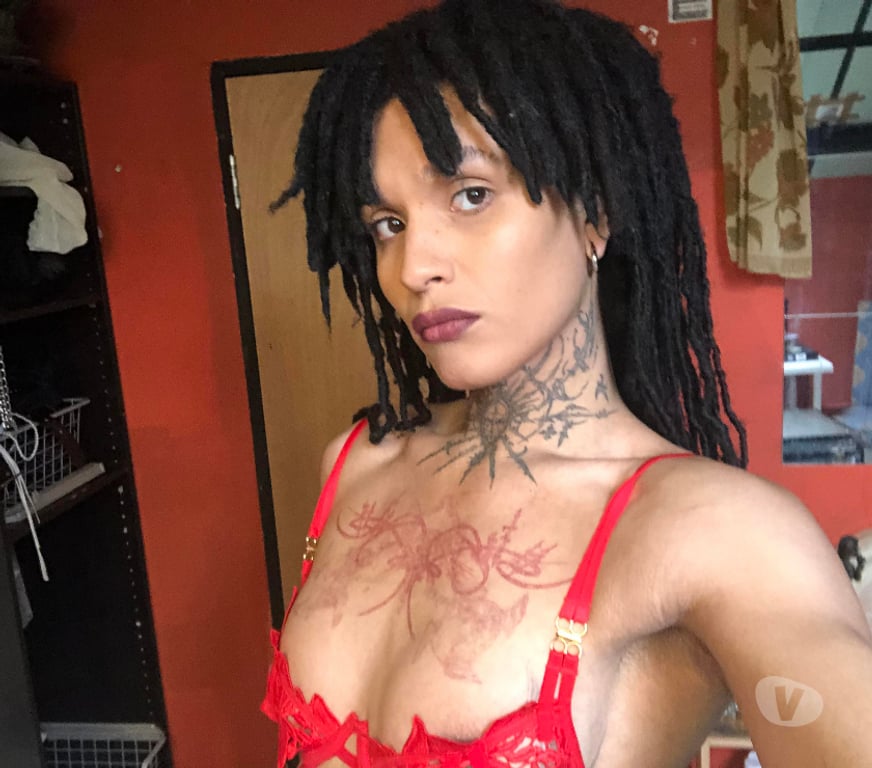 Trans Escorts East London London Fields Station - East London - Photos for Calypso, transwoman, at your service x