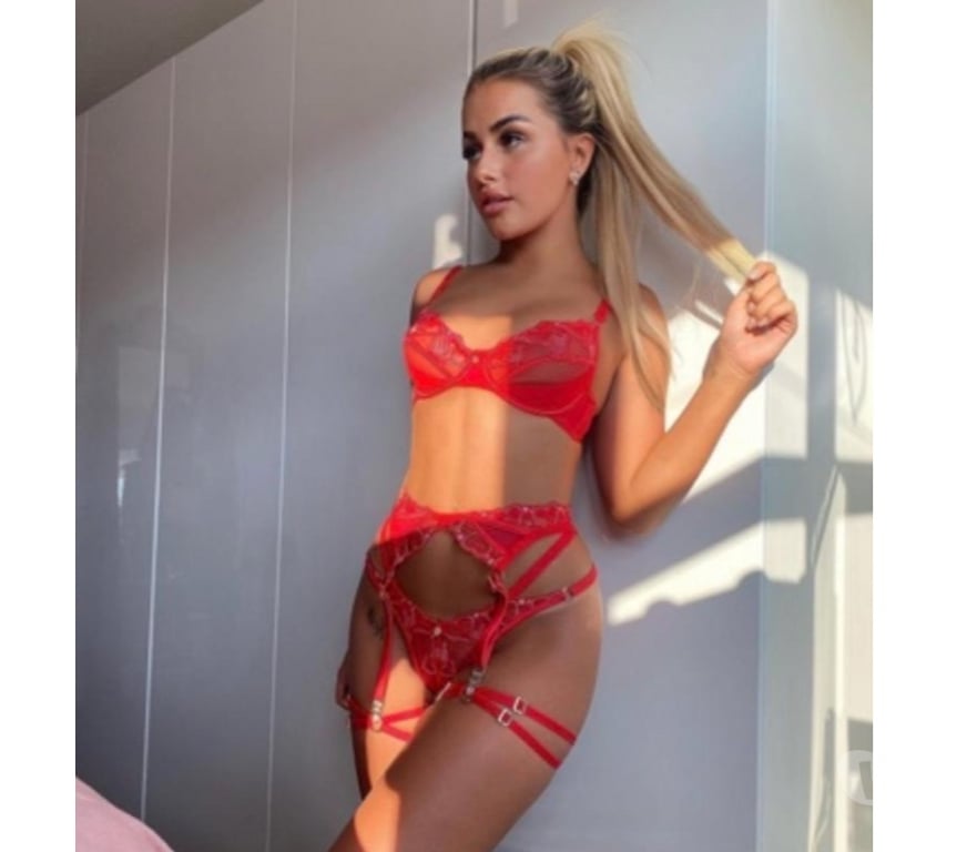 Escorts West Yorkshire Leeds - Photos for Karla 🥳 NEW SeXy Lady in town !!🤩