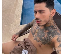 Enzo brazilian available um the city