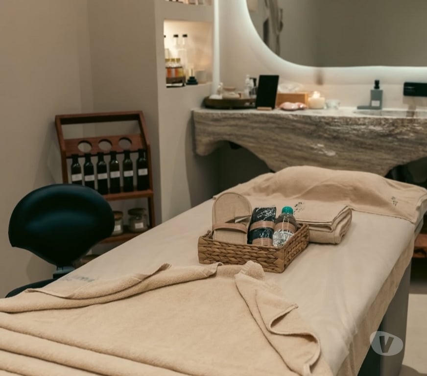 Escorts Reading Reading Town Centre - Reading - Photos for Massage By Handsome Masseur for LADIES ONLY!