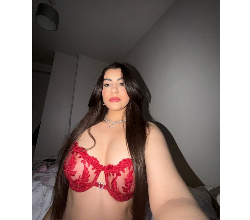 Escorts Hertfordshire Watford - Photos for Mell 🍑 BRAZILIAN HOT🇧🇷TROPICAL BEAUTY IN-WATFORD