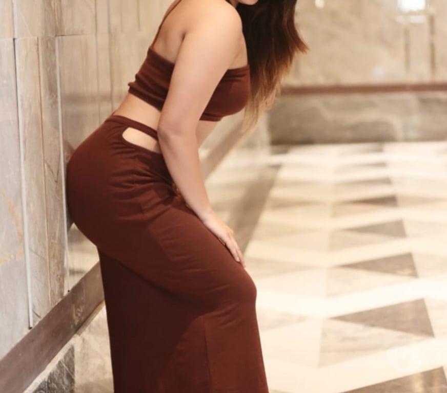 Escorts Bedfordshire Bedford - Photos for JUST NEW ARRIVED IN THE TOWN 🧡 INDIAN BEAUTY ❤️