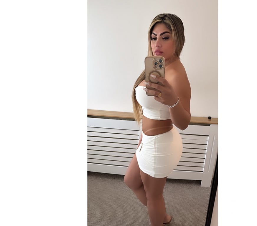 Escorts Essex Epping Forest - Photos for NAUGHTY GIRL😈READY TO PARTY🇧🇷