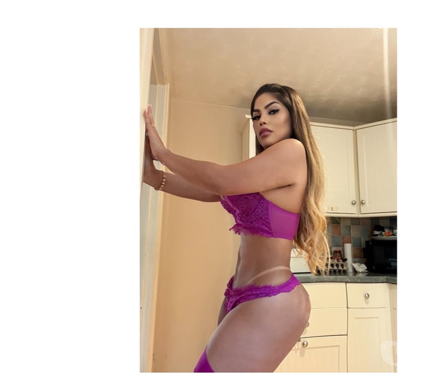 Escorts Essex Epping Forest - Photos for NAUGHTY GIRL😈READY TO PARTY🇧🇷