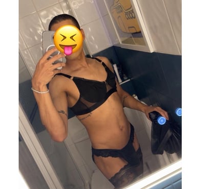 Trans Escorts Eastern Docks Southampton - Photos for 👠 Feemboy 😈 party 🥳