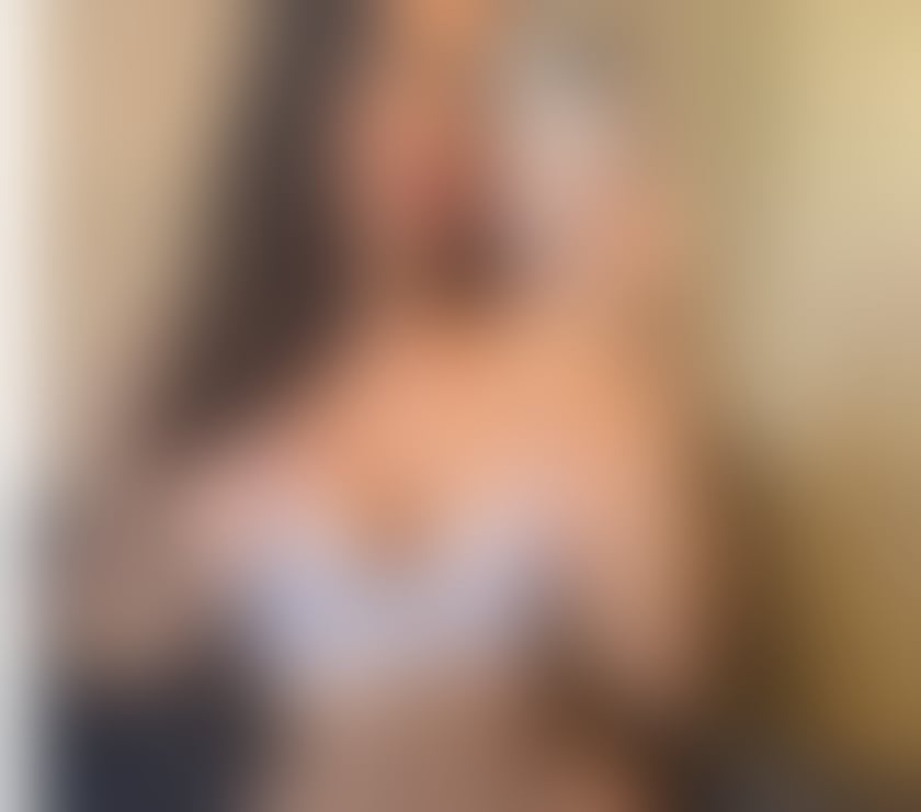 Escorts East Sussex Eastbourne - Photos for Latina Vivi party🩷GFE warm 🥵 🔥🔥