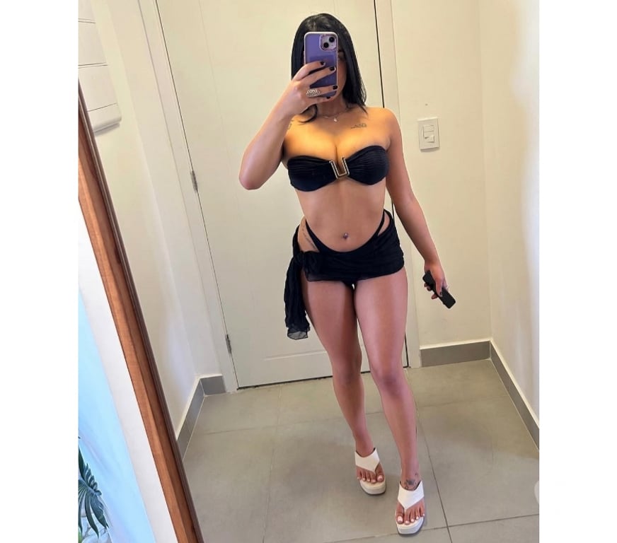 Escorts Peterborough Peterborough City Centre - Peterborough - Photos for Bruna Brazilian🇧🇷big boobs big ass 🇧🇷