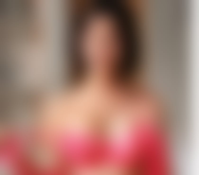 Escorts Piccadilly Manchester - Photos for Amazing Russia Nina first time in UK