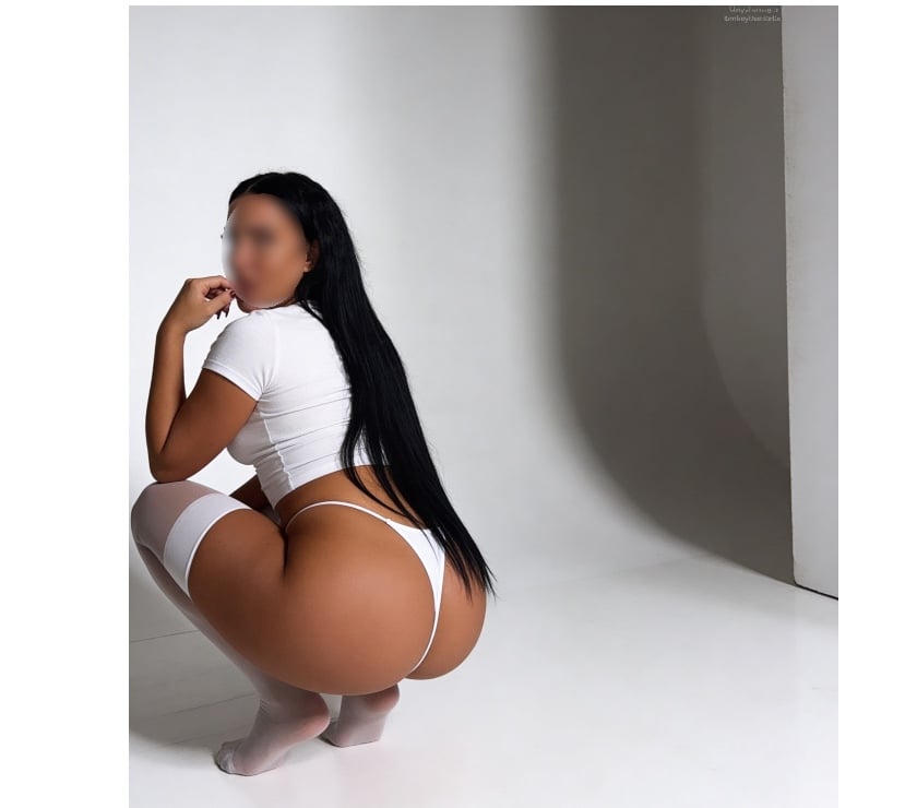 Escorts Bradford City Centre Bradford - Photos for ENGLISH WILLOW GRACE