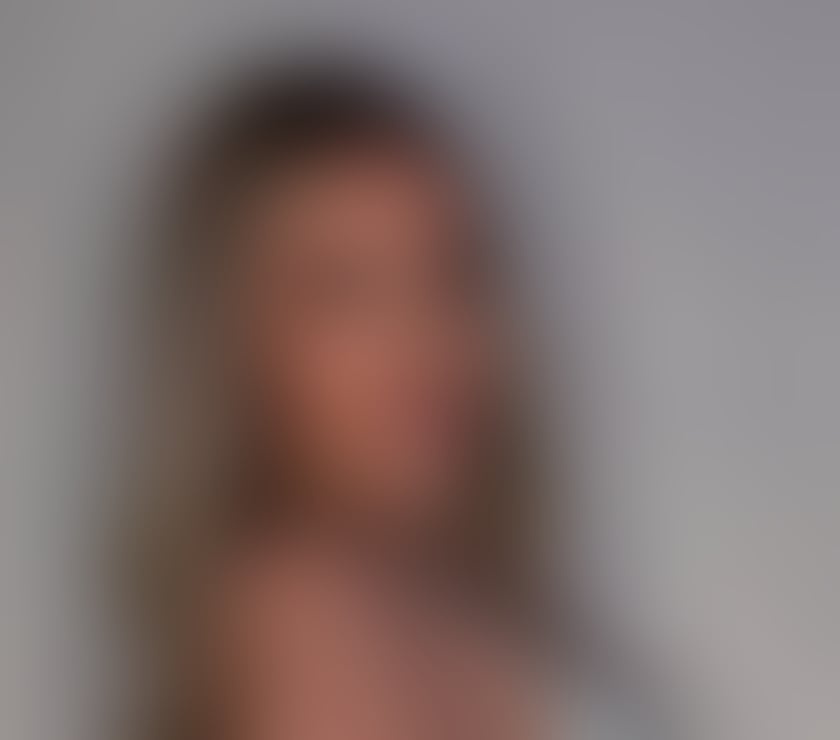 Escorts Glasgow Glasgow City Centre - Glasgow - Photos for Elegant Companion • Confidential & Caring