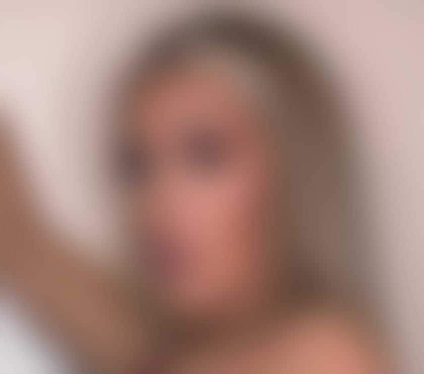 Escorts West Midlands Birmingham - Photos for Elegant Companion • Confidential & Caring