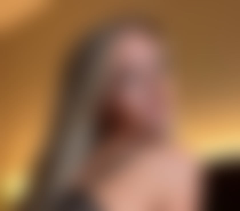 Escorts West Midlands Birmingham - Photos for Elegant Companion • Confidential & Caring