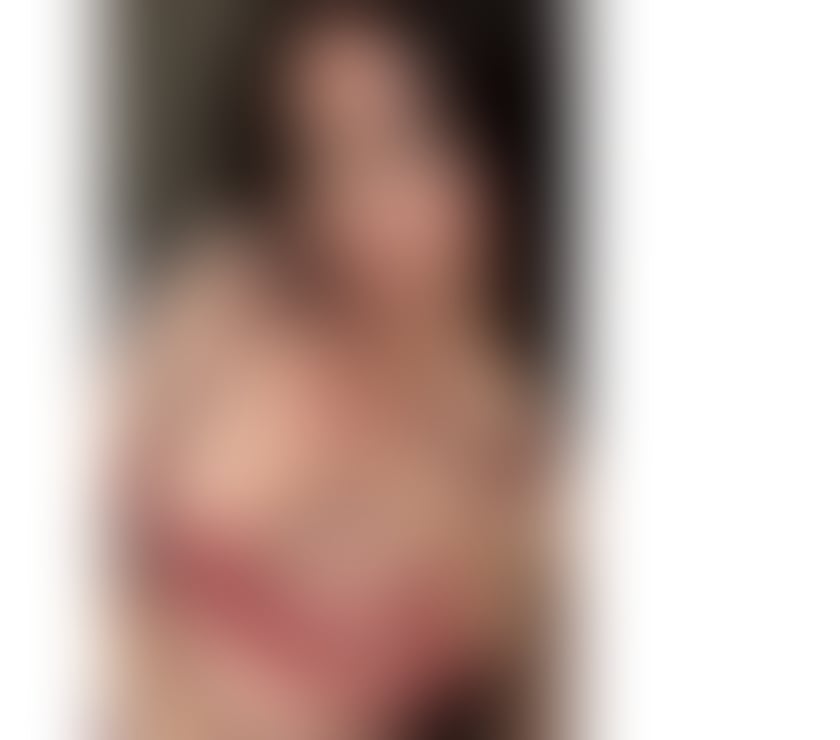 ADORA MILF SKILLED TS ..mature & Indulge.