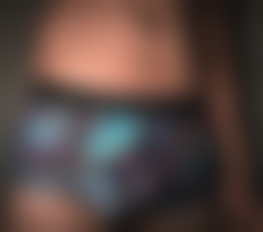 Escorts East London Canning Town - East London - Photos for 23 year young boy offering massage and escorting service