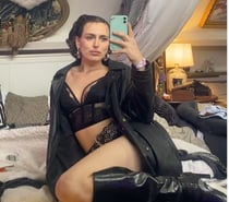 Experienced Girlfriend Born and Bred Londoner