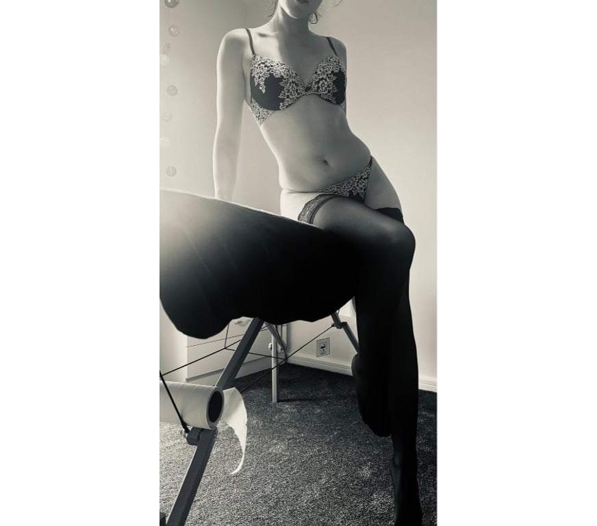 Escorts Greater Manchester Salford - Photos for Massage with Jasmin