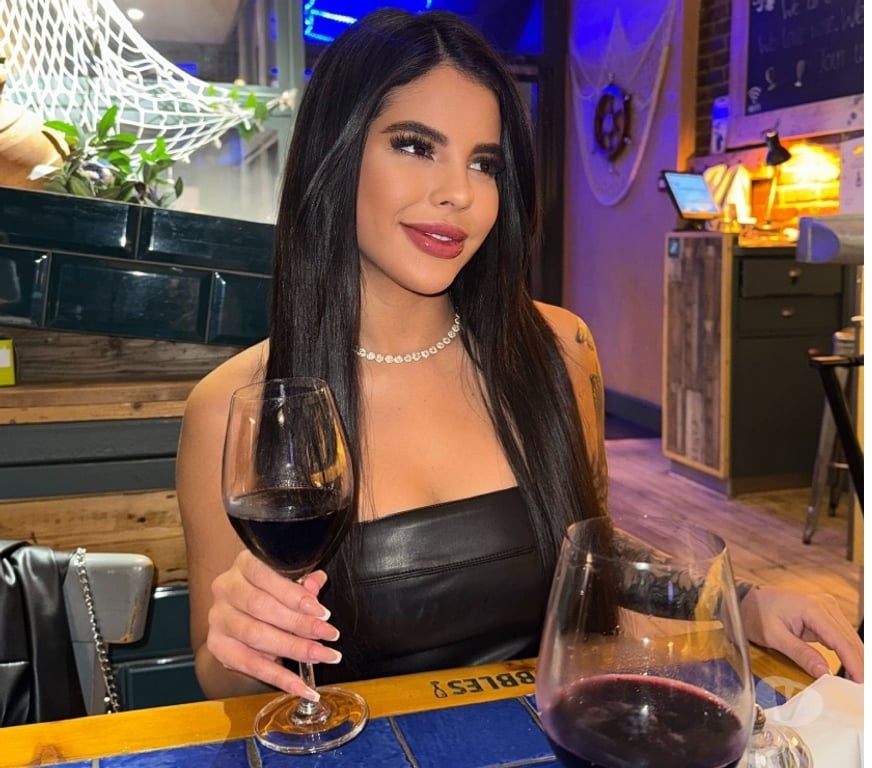 Adult Entertainment South West London Barnes - South West London - Photos for Cam contents chat only virtual