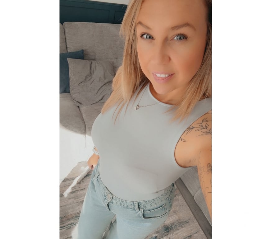 Adult Entertainment Gloucestershire Cotswold - Photos for 📲 07359280186 ⬅️Whatsapp & Telegram