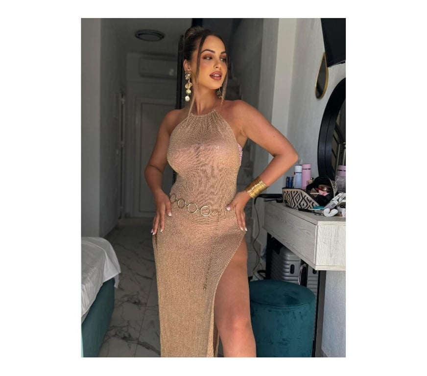 Escorts West Yorkshire Calderdale - Photos for Sarah new in town , party girl