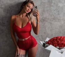 Julia! BACK IN TOWN! Only outcall !