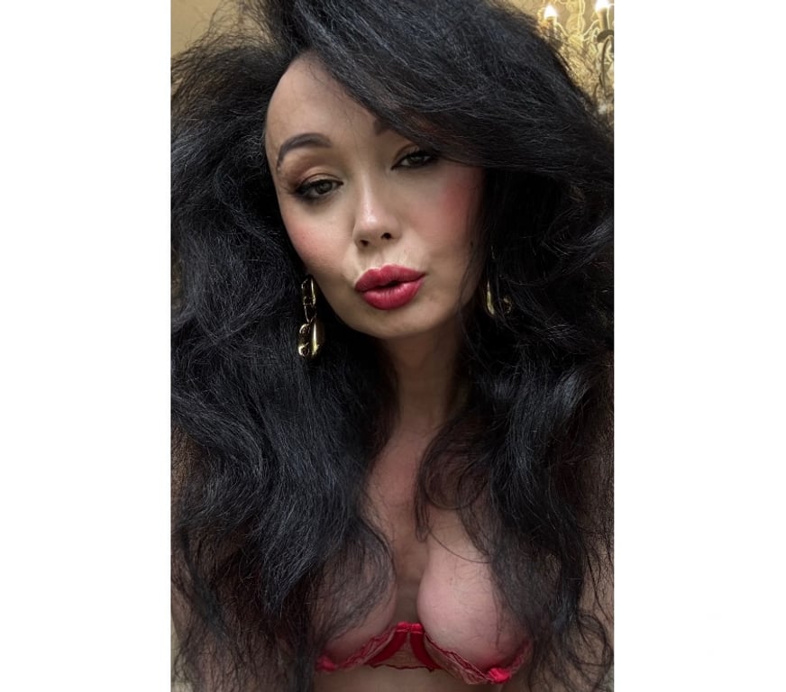 Trans Escorts South West London Kingston upon Thames - Photos for 🟪🌙🟨ALLURING SKILLED MILF 🟨Fine lingerie NORB