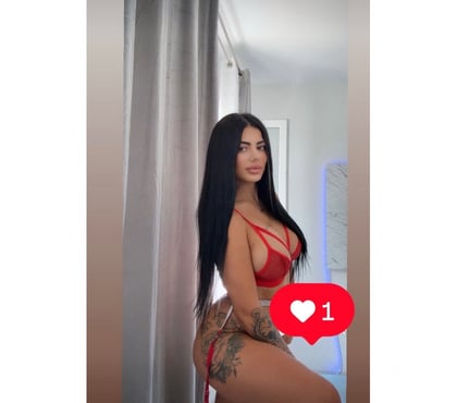 Escorts Woking Town Centre Woking - Photos for Hello gentelman's new girl in town for your pleasures❤️