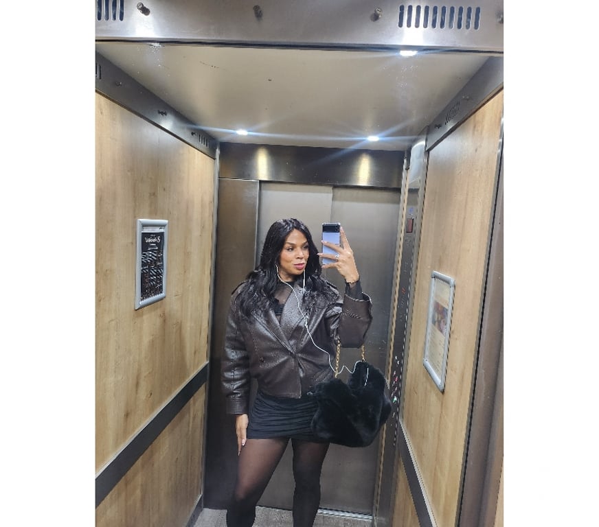 Trans Escorts West Northamptonshire Northampton - West Northamptonshire - Photos for NEW IN NORTHAMPTON!! HOT TS BRAZILIAN IASMIN 🔥 P@RTY