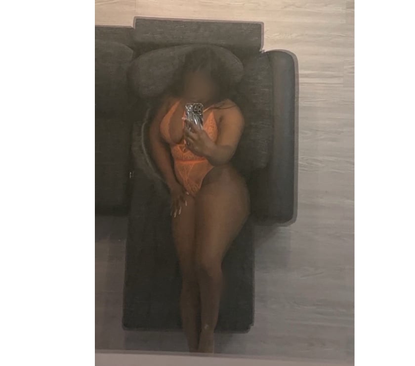 Escorts and Massages Greenwich South East London - Photos for 💎OUTCALL ONLY 💎LOLA PARTY GIRL 🍑
