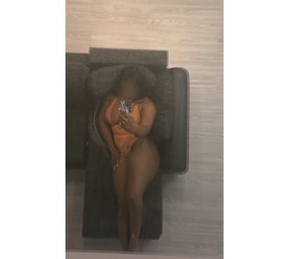 Escorts and Massages Stratford East London - Photos for ❤️OUTCALL ONLY PARTY GYAL MIA❤️
