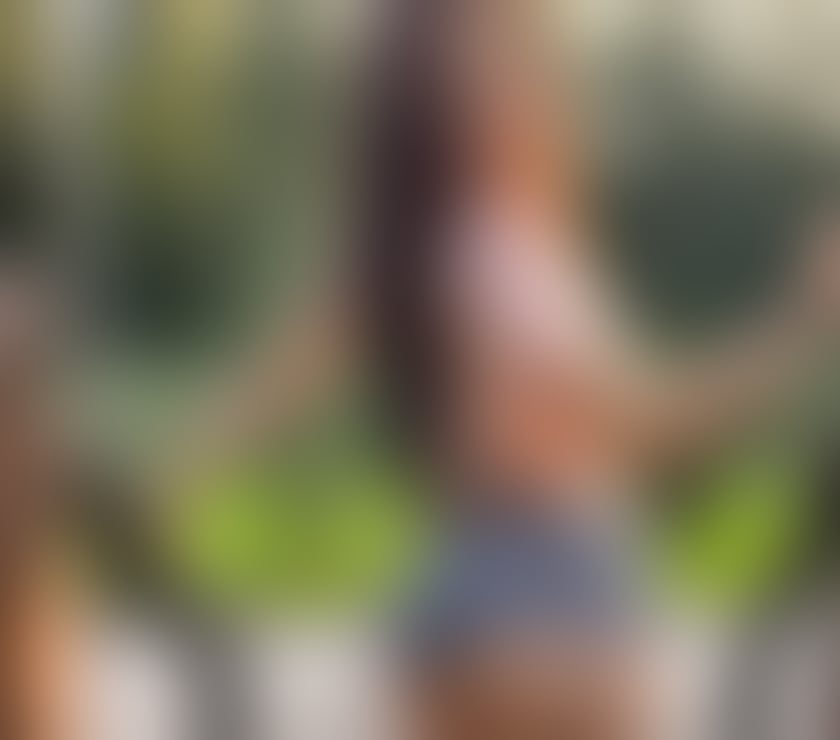 English Escorts Hounslow Central Station Hounslow - Photos for KAROL NEW IN TOWN🥰 PETITE PARTY GIRL