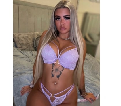 Escorts Wigan Town Centre Wigan - Photos for New in your city , girl party❤️❤️