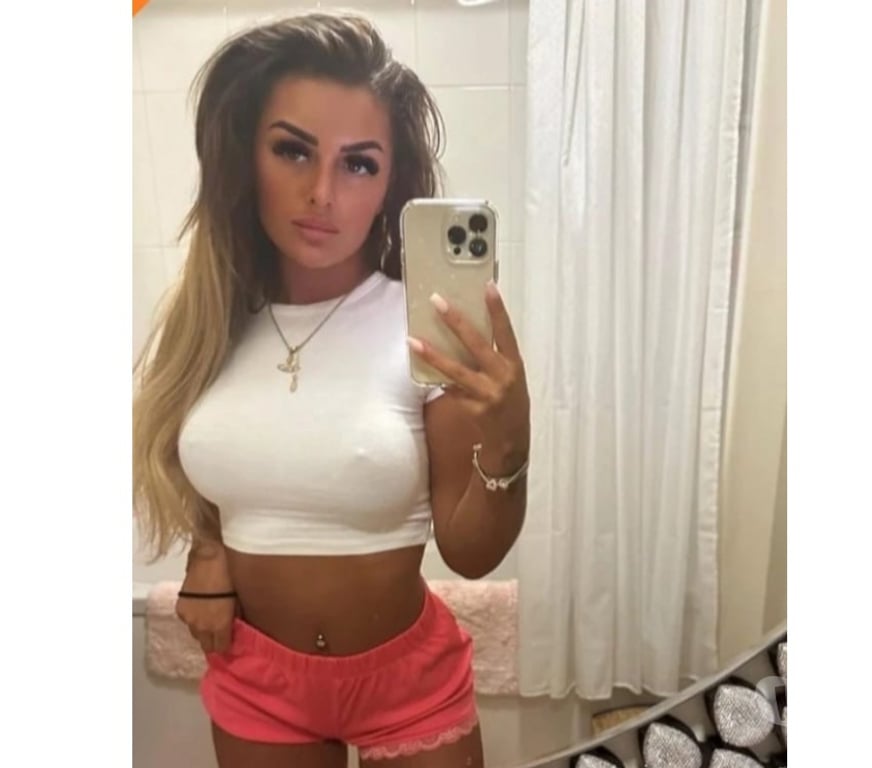 Escorts Greater Manchester Manchester - Photos for 💦🍑🤩 OUTCALL party 💦🍑🤩