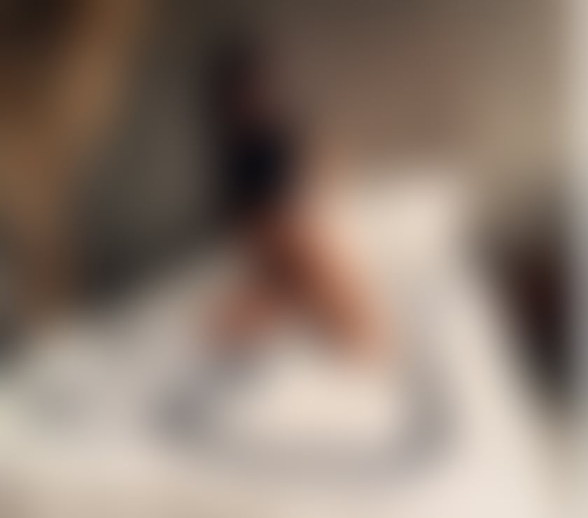 Escorts Lancashire Fylde - Photos for NAUGHTY BABE-PARTY WOMAN