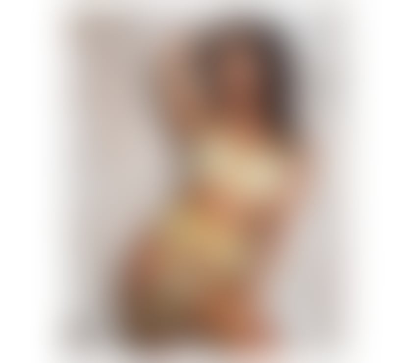 NAUGHTY BABE-PARTY WOMAN