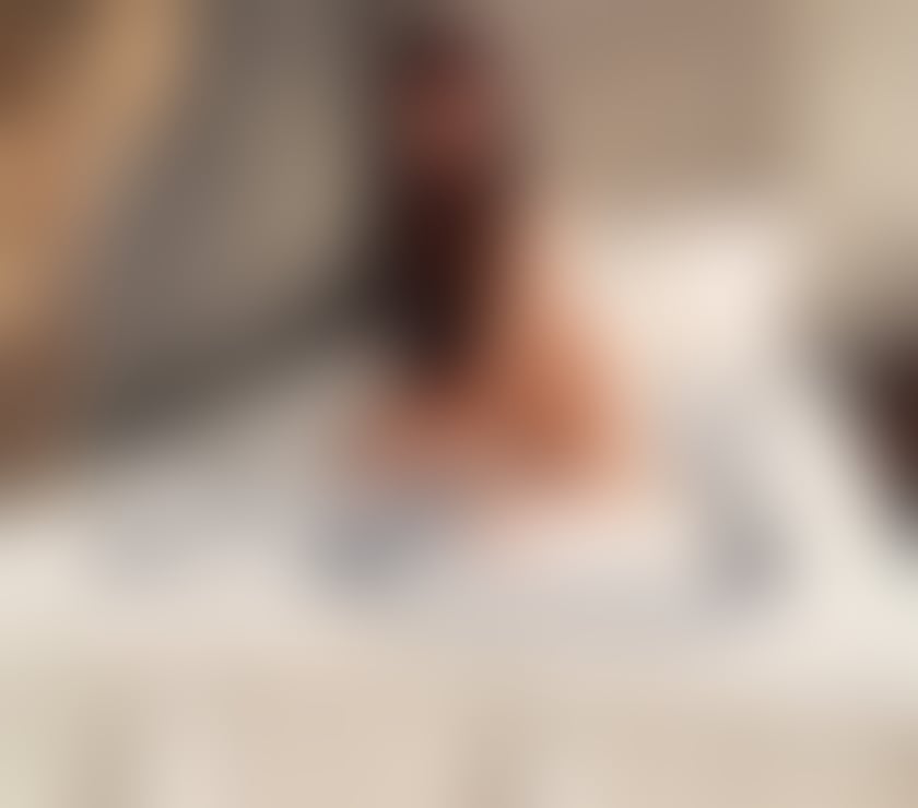 Escorts Surrey Elmbridge - Photos for NAUGHTY BABE-PARTY WOMAN