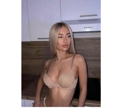 Escorts Bolton City Centre Bolton - Photos for NEW⭐️BLONDE⭐️HOT⭐️PARTY